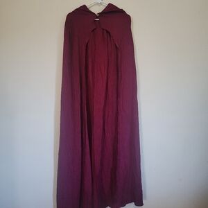 Elegant Burgundy Rope